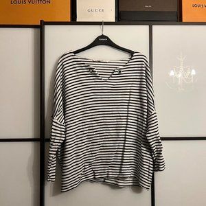 Womens Black and White Top